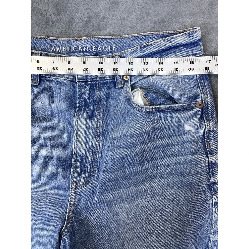 American Eagle Jeans Womens 12 Short Blue Light Wash High Rise Baggy Straight - Picture 3 of 10